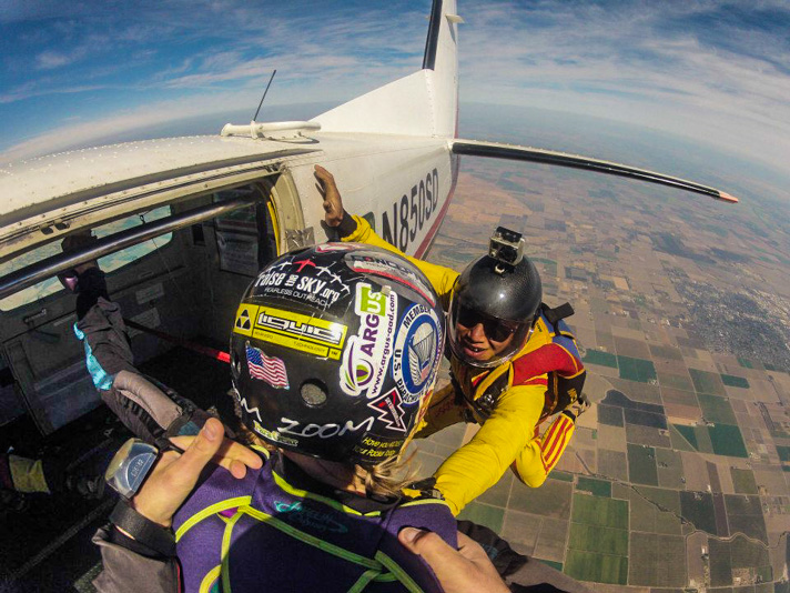 Travel Jobs Skydiver