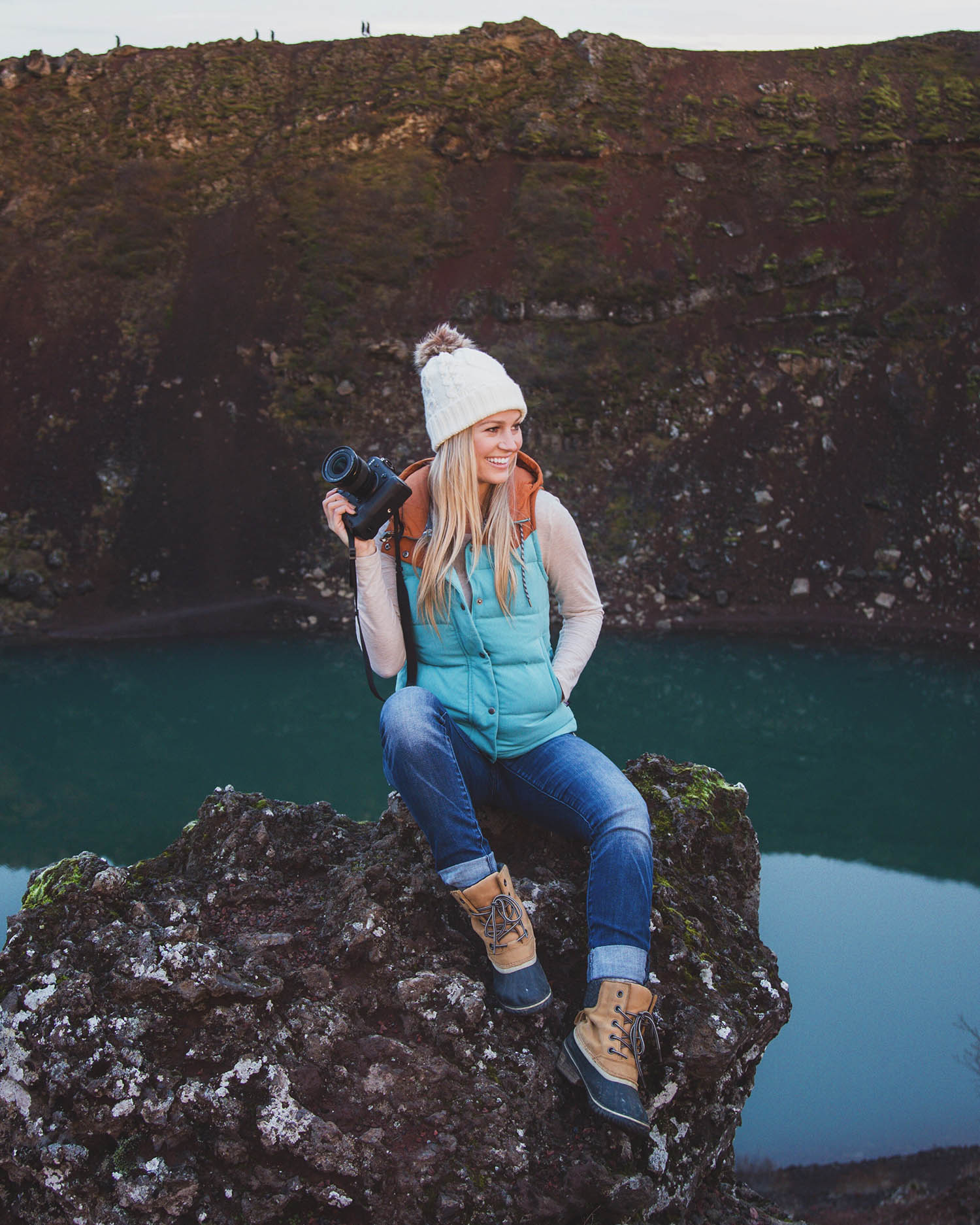 blonde travel blogger