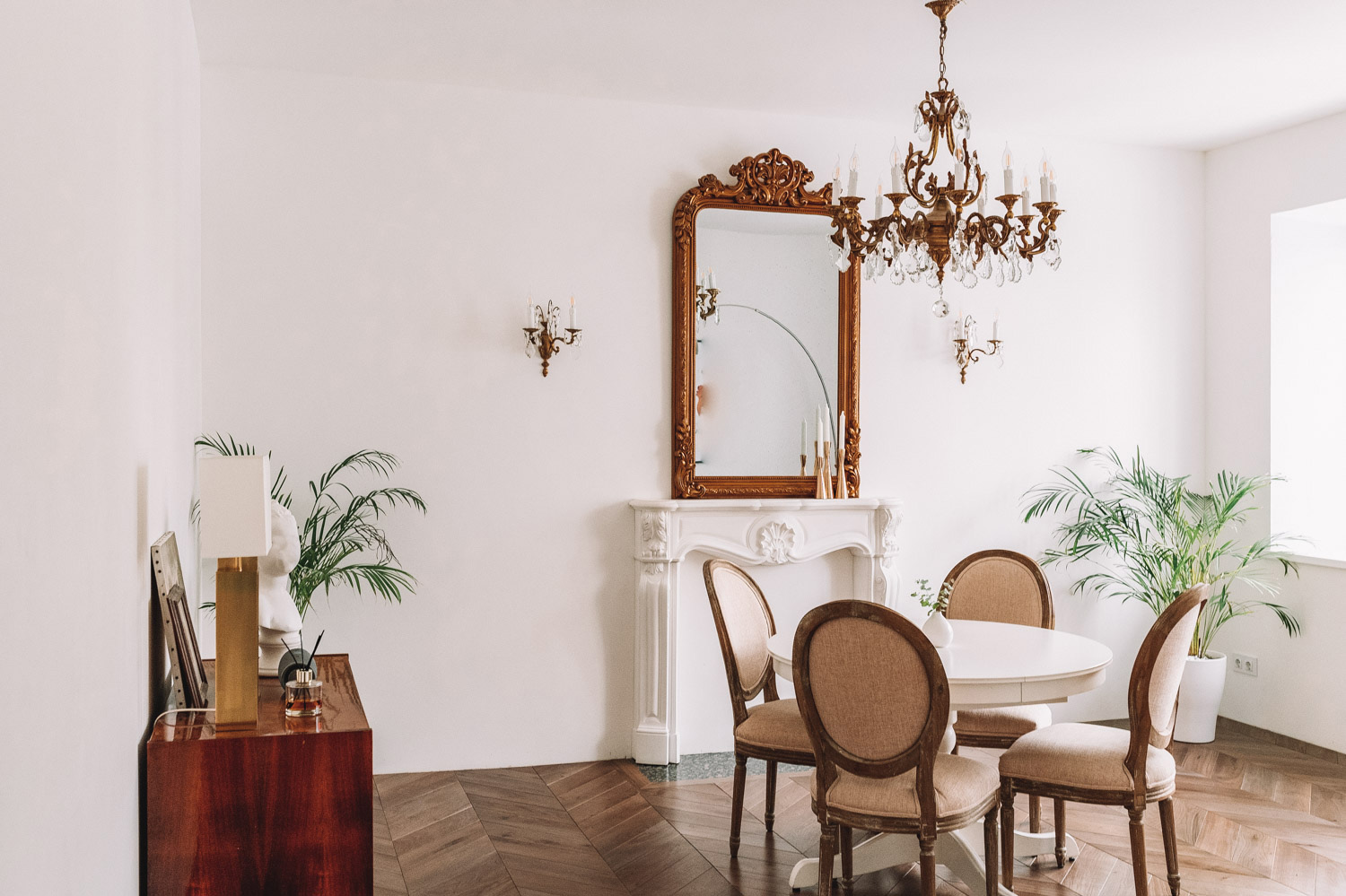 paris apartment1